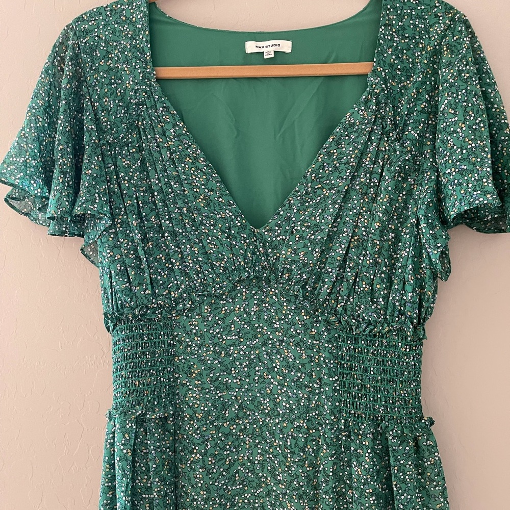 Green maxi dress